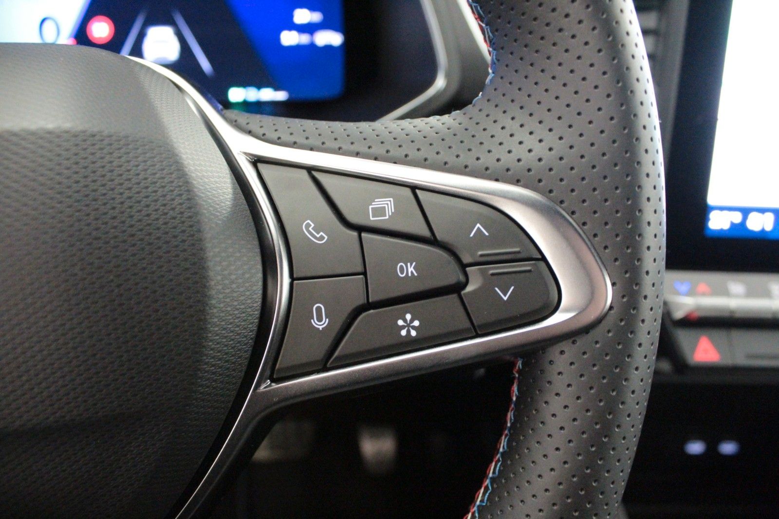 Fahrzeugabbildung Renault Symbioz Esprit Alpine -Tech Full Hybrid *Winterp
