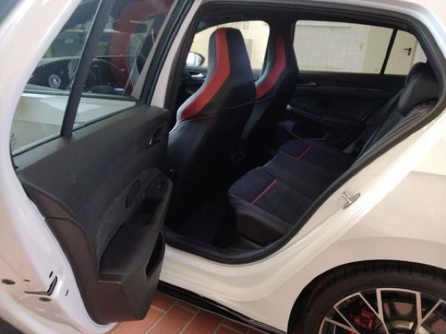 Volkswagen Golf - Bild 6