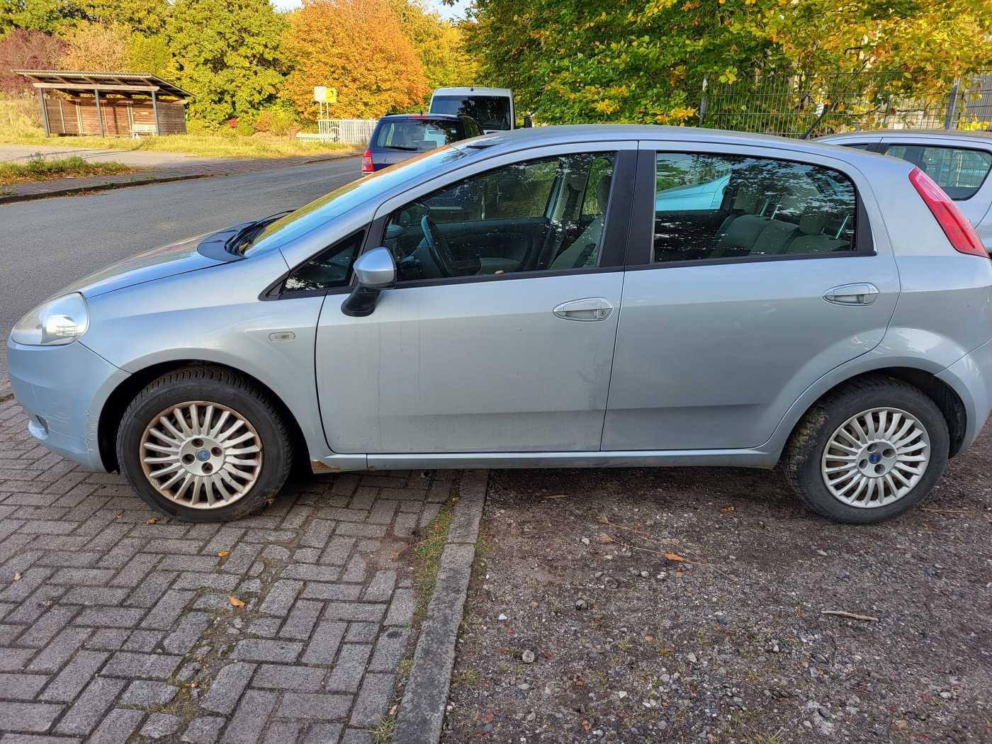 Fiat Grande Punto  5-Türer 1.4 8V Emotion