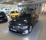 Volkswagen Passat Variant GTE Highline; NAV LED AID CarPly - Volkswagen Passat: GTE