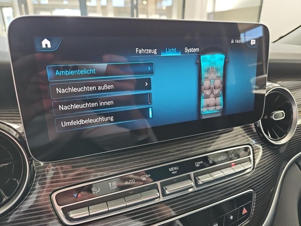 Fahrzeugabbildung Mercedes-Benz V 300 EAV/E 8 Sitze AHK DISTRONIC elektr.ST STHZ