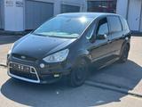 Ford S-Max S-MAX Titanium S Alcantara Voll - Ford S-Max mit Diesel-Antrieb: Kombi, Schaltgetriebe