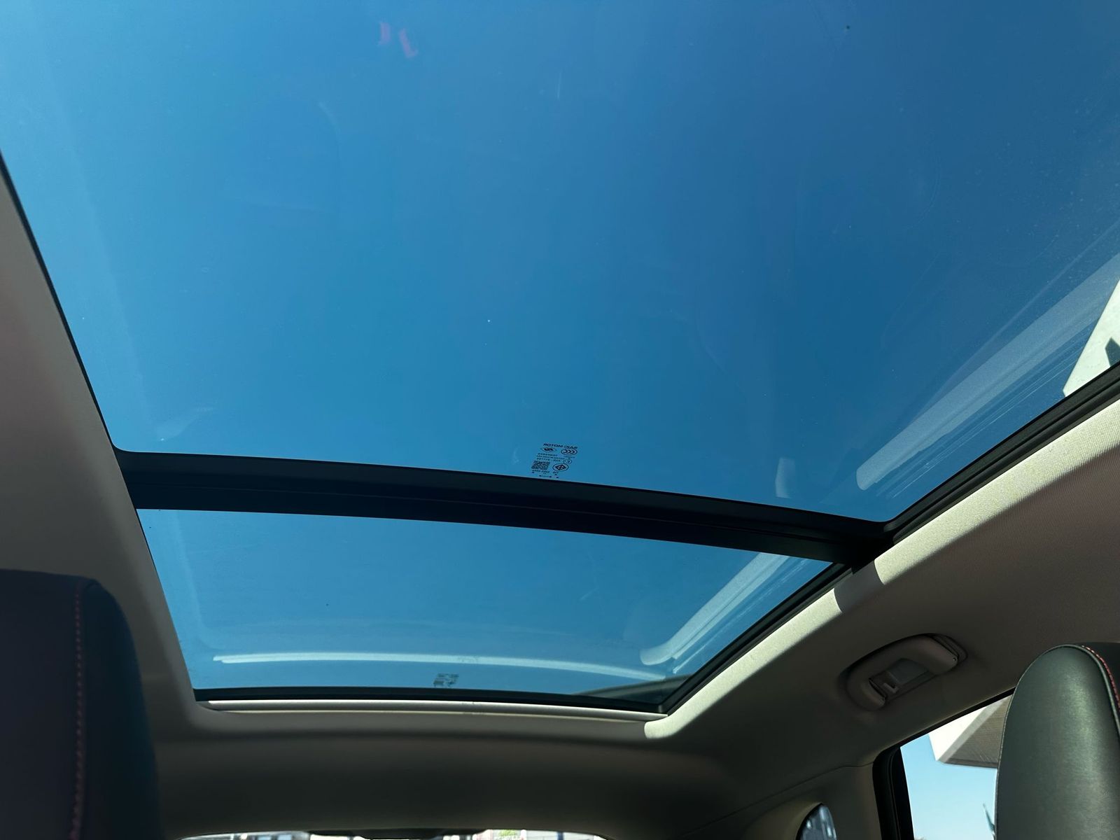 Fahrzeugabbildung MG EHS Luxury PANO+LEDER+NAVI+SHZ+KAMERA+ACC+360°
