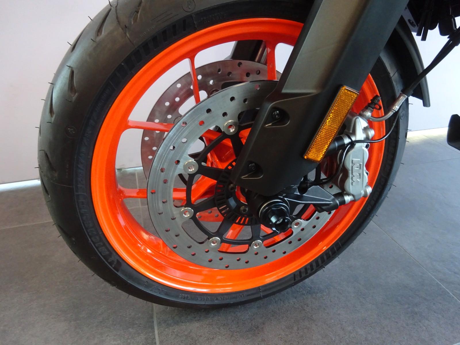 KTM 890 SMT *Style Edition / 2,99%*