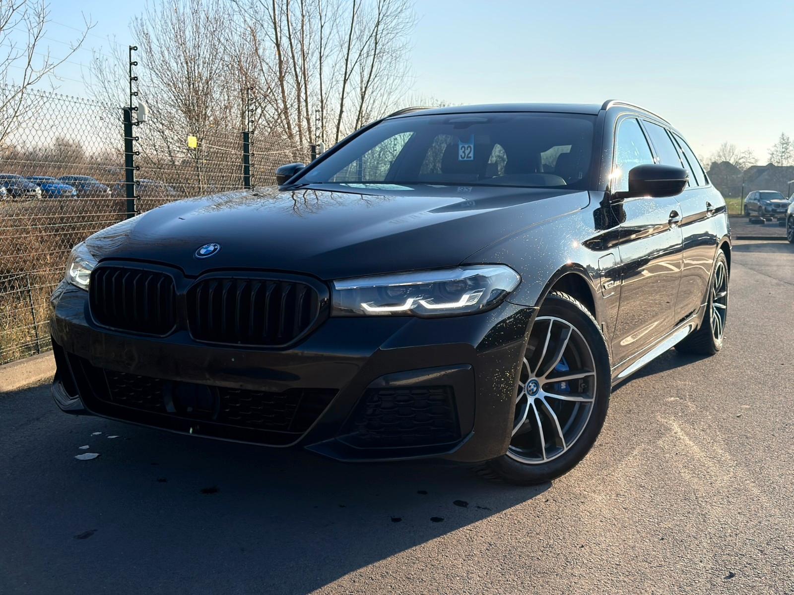 BMW 530e xDrive Touring Pano-HK-AHK-DASP