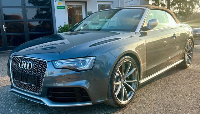 Audi RS5 Cabriolet BRD-TOP-UNFALLFREI-WIE NEU