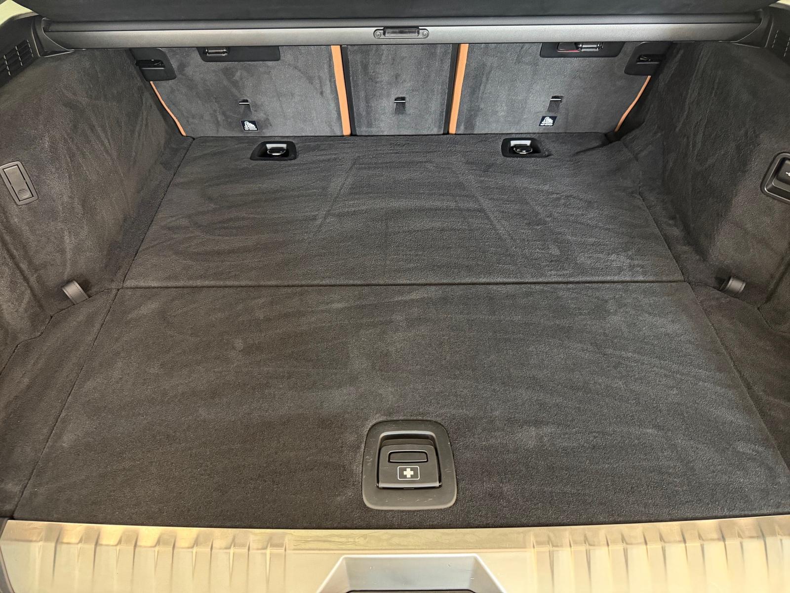 BMW 530e iPerformance Navi LED BT Driving Assistant