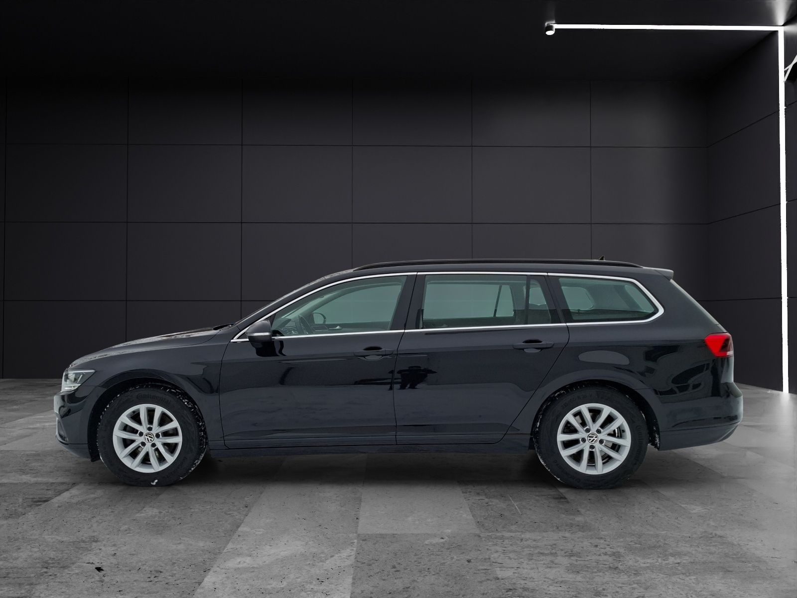 Fahrzeugabbildung Volkswagen Passat Variant TSI Business DSG LED Navi AID ACC