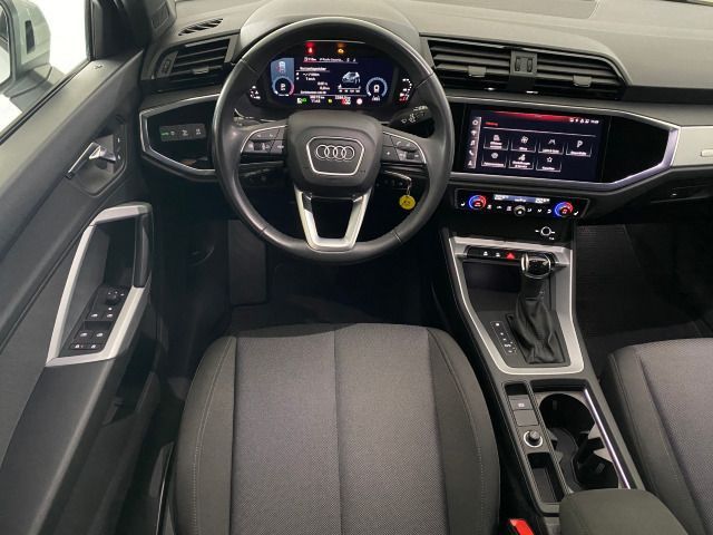 Q3 35 TFSI S tronic KAMERA+NAVI+SHZ+GRA