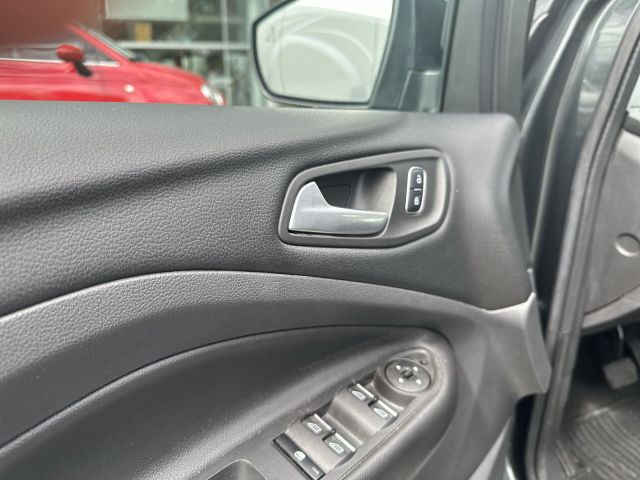 Kuga KUGA 2.0 TDCi Titanium 4x4 PANO RFK LEDER A