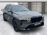BMW X7 xDrive 40d M Sport Pro*AHK*22*H&K*Pano*Soft* - BMW 7-Sitzer