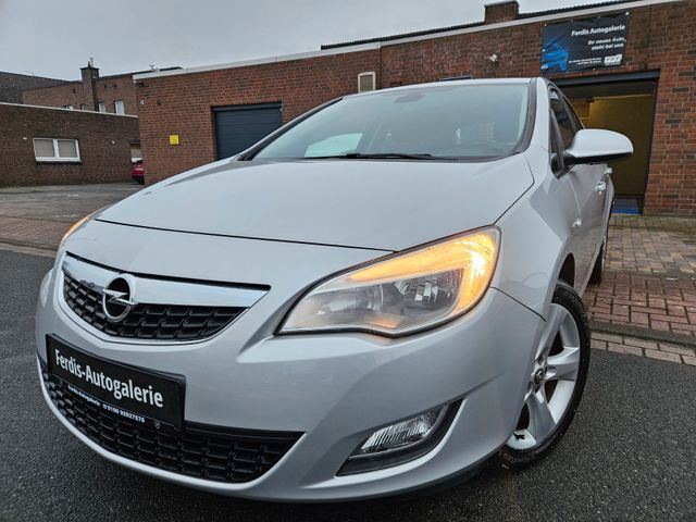 Opel Astra J 1.6**PDC**Klima**5 Türer**Tüv Neu**