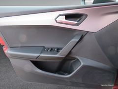 SEAT Leon 1.5 eTSI FR DSG Infotain Fahrass Rfk Pano SEAT Leon 1.5 eTSI FR DSG Infotain Fahrass Rfk Pano
