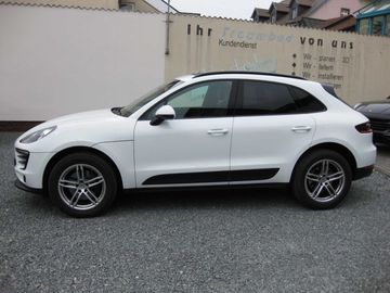Porsche Macan - 11