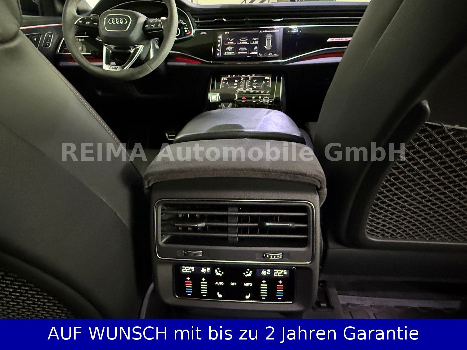 Fahrzeugabbildung Audi RSQ8 4.0 TFSI quattro, Matrix, B&O, Pano, AHK