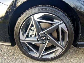 Hyundai i30 1.5T-GDI N-LINE (140PS) AutomatikSportpaket
