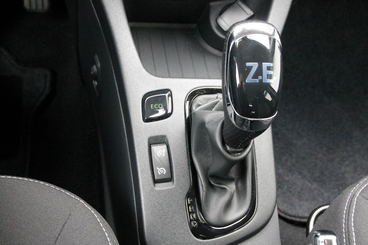 Fahrzeugabbildung Renault ZOE LIFE zzgl. Batteriemiete