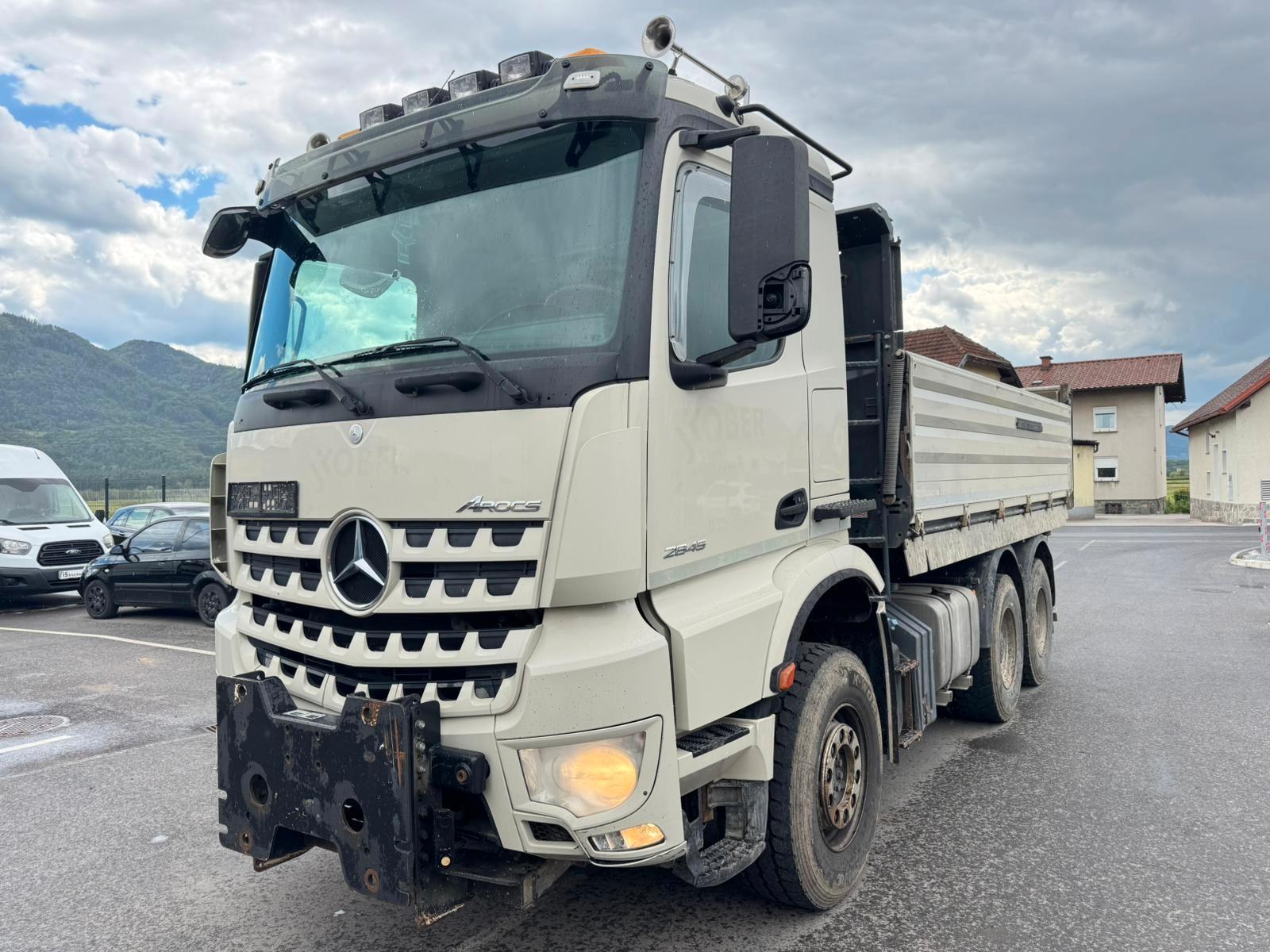 Mercedes-Benz AROCS 2845 K 6X4 tipper - motor brake