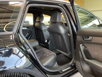 Audi A4 Avant  quattro *Xenon*Panoramadach*Navi*