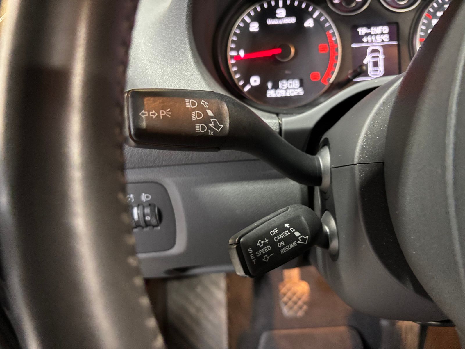 Fahrzeugabbildung Audi A3 Cabriolet Attraction/PDC/SHZ/KLIMA/ALCANTARA