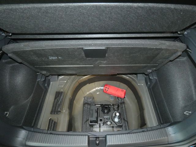T-Cross 1.0 TSI Life NAVI KAMERA TRAVEL APP LED