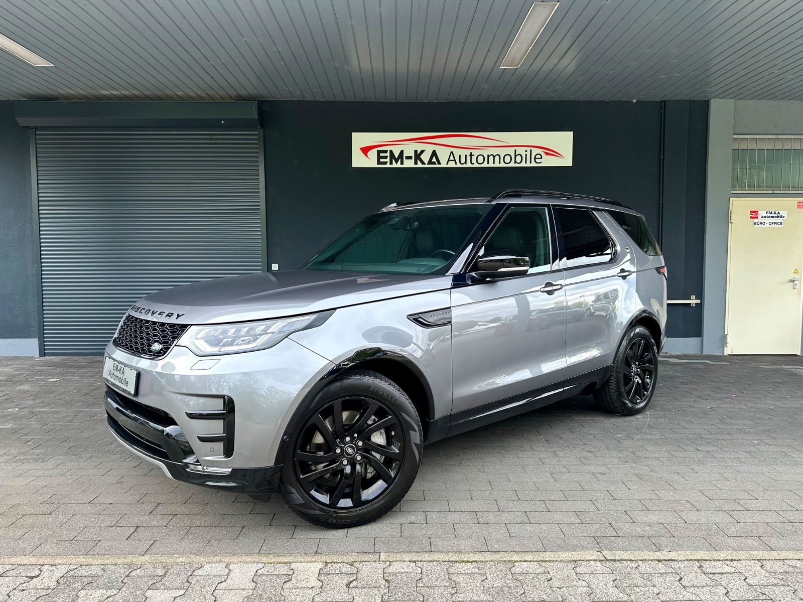 Land Rover Discovery 3.0 SD6 Landmark Edition°7Sit°AHK°Voll imagem 2