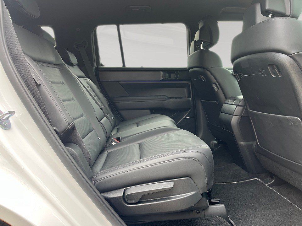 Fahrzeugabbildung Hyundai SANTA FE Hybrid AWD BLACKLINE