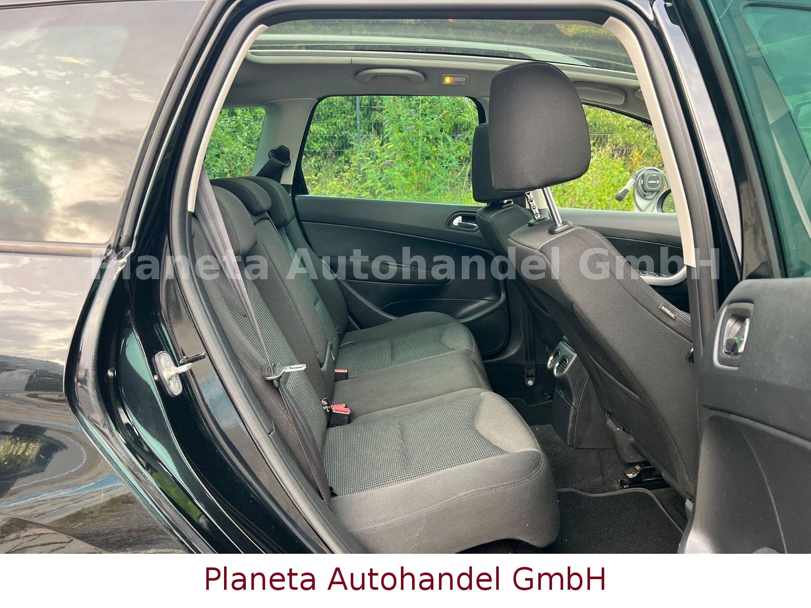 Peugeot 308 2011 — photo 23