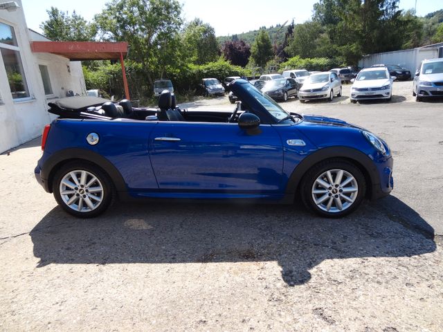 Fahrzeugabbildung MINI Cabrio Cooper S JWC/2.Hd/Leder/Kam/Navi/