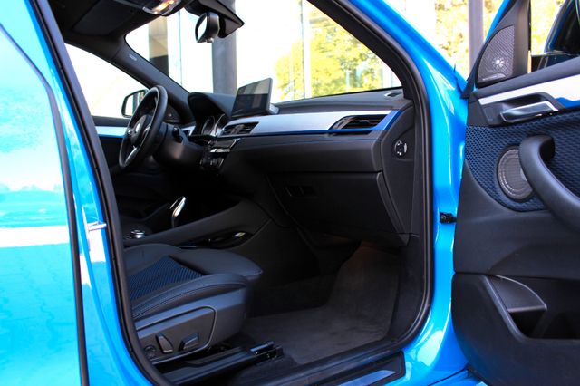 BMW X2 xDrive 18 d M Sport / BUSINESS / H&K / KAMERA