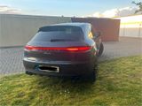 Porsche Macan - - mit Original Garantie von Porsche - Porsche in Lübeck