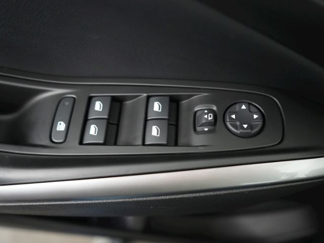 Grandland ELEGANCE PHEV AT+NAVI+RÜCKFAHRKAMERA+S
