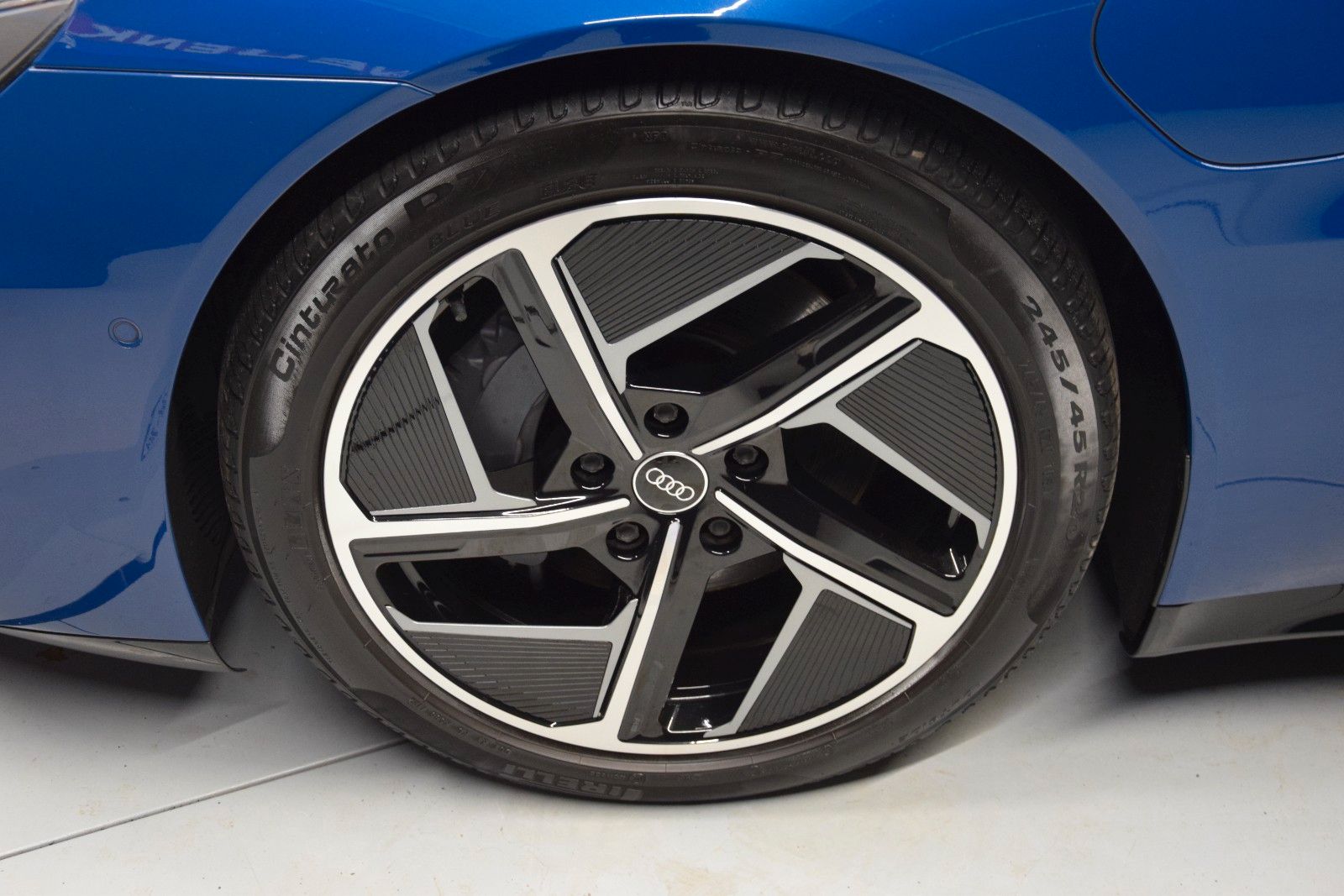 Fahrzeugabbildung Audi e-tron GT quattro Leder Panorama ACC HeadUp B&O