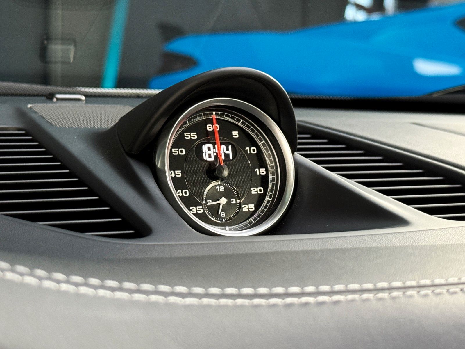 Fahrzeugabbildung Porsche 991 4 GTS + Lift + Vierradlenk + Appr. + Scheckh