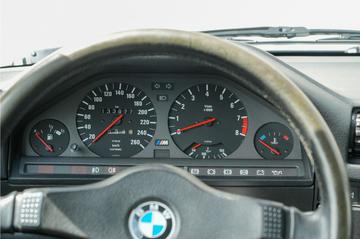 صورة مصغرة 12 لـ 1986 BMW M3