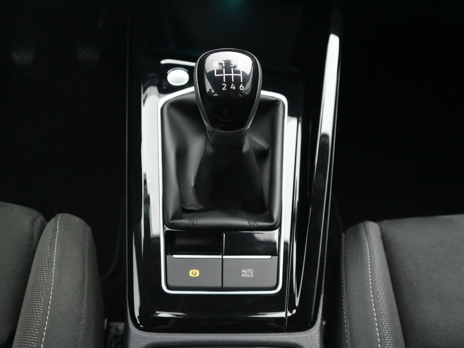 Volkswagen Golf - Bild 10