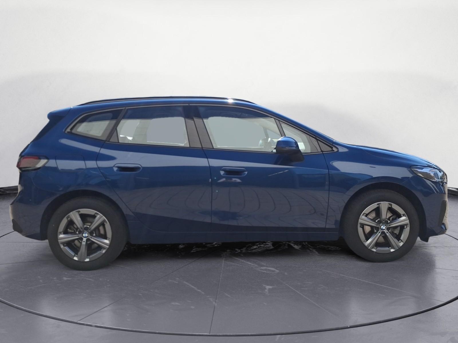 BMW 220 Active Tourer 220i Active Tourer Steptronic DCT Premium Paket, миниатюра 6