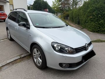 Volkswagen Golf - 2