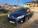 Peugeot 407 SW Prémium 2.0 HDi TÜV 04/27 8-fach bereif - Peugeot 407 Premium mit Diesel-Antrieb