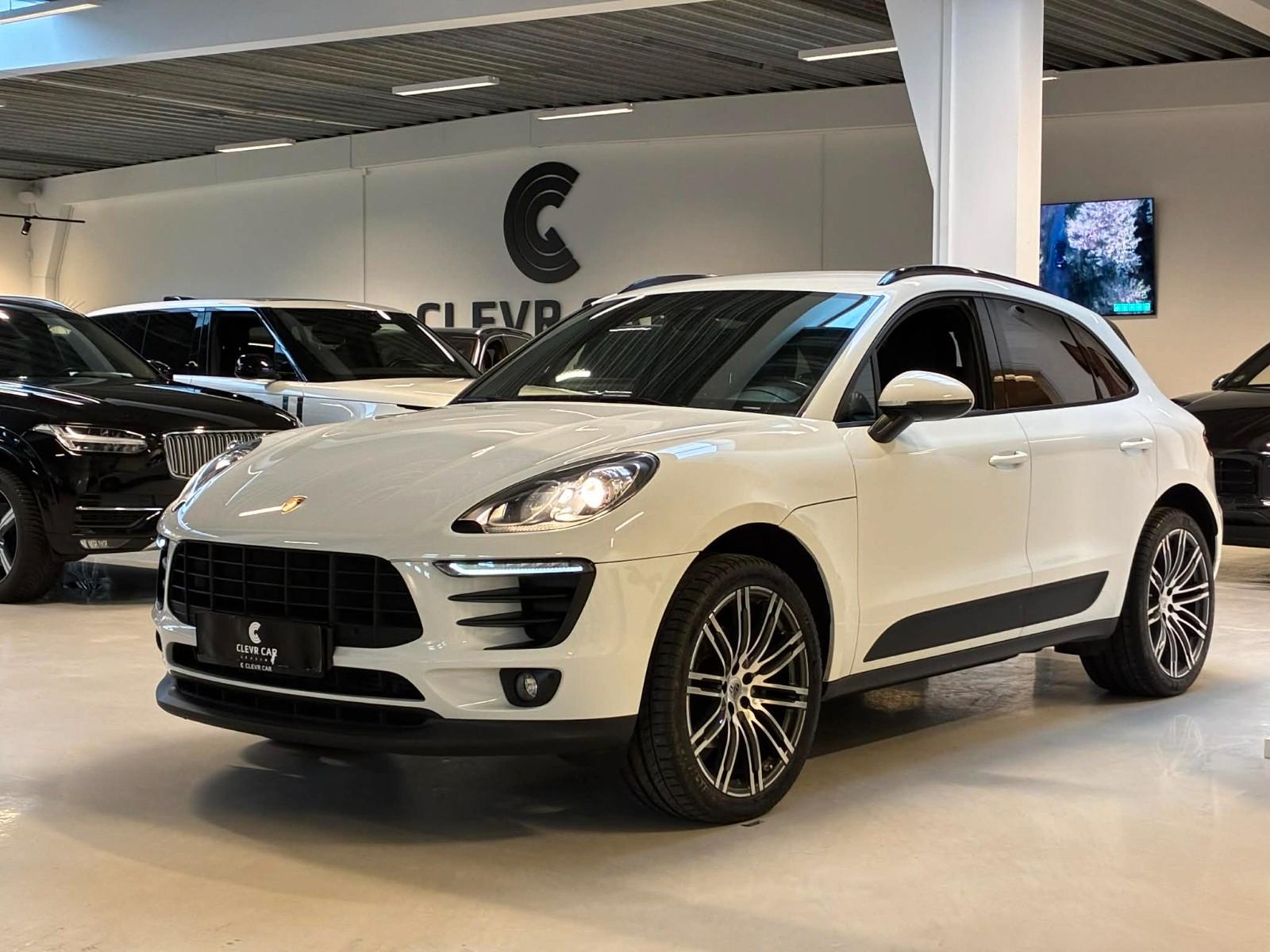 Porsche Macan+LUFT+TRAILER+LANE+VALVE+NAVI+SPORT+REARVIE