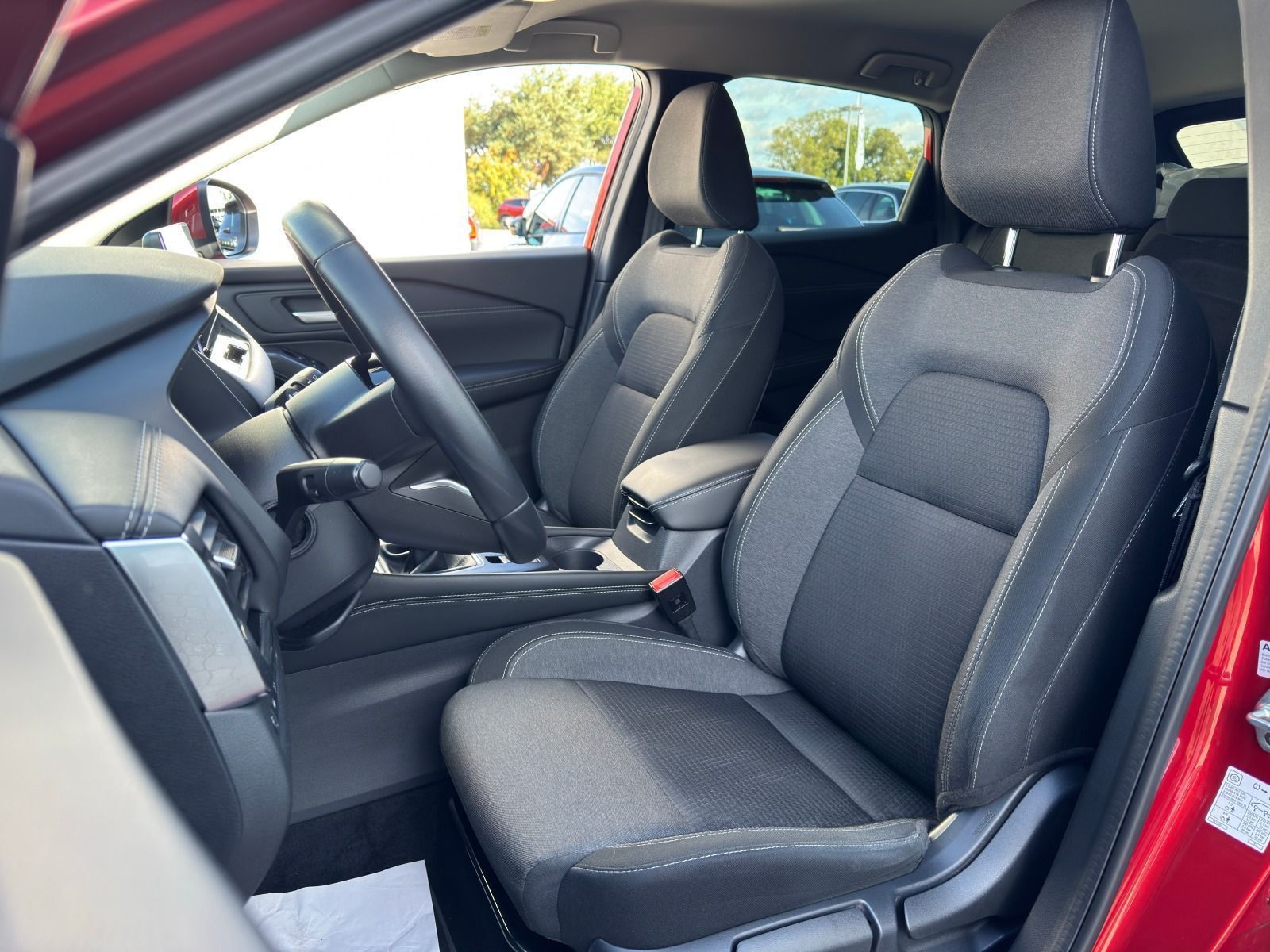 Fahrzeugabbildung Nissan Qashqai 140PS 6-Gang N-Connecta*AHK*360°CAM*behF
