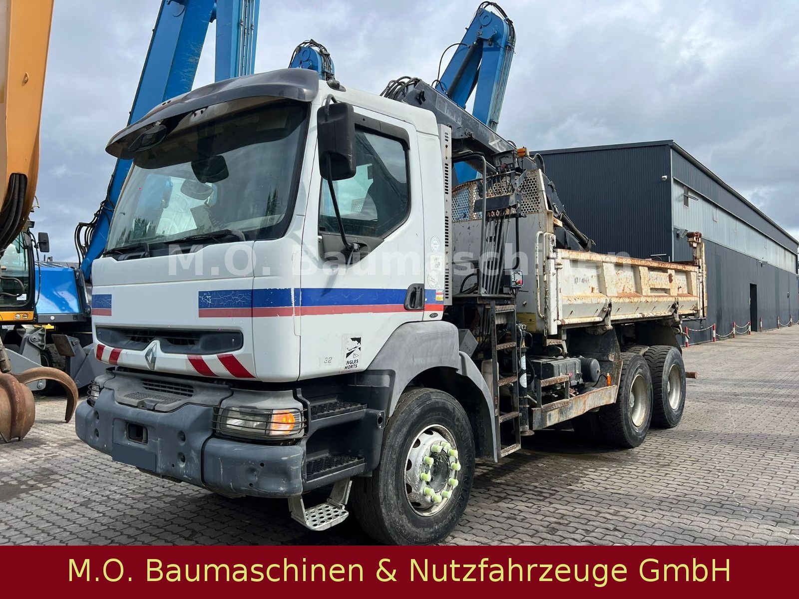 Fahrzeugabbildung Renault Kerax 320  dci/ AC / 6x4 / Hiab Kran / Bordmatik