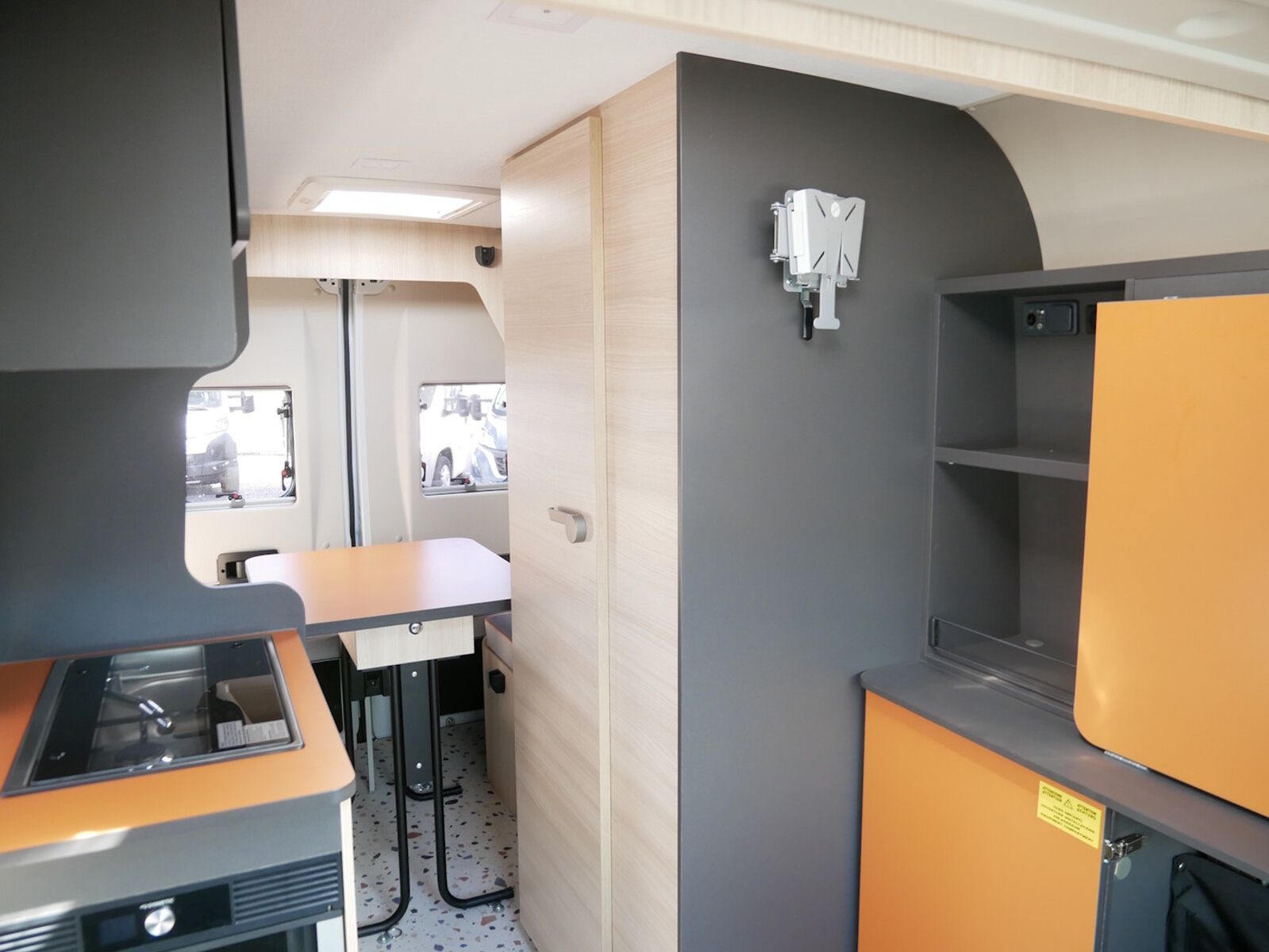 Fahrzeugabbildung Chausson Van Challenger Sunset Edition Markise,Solar,RK