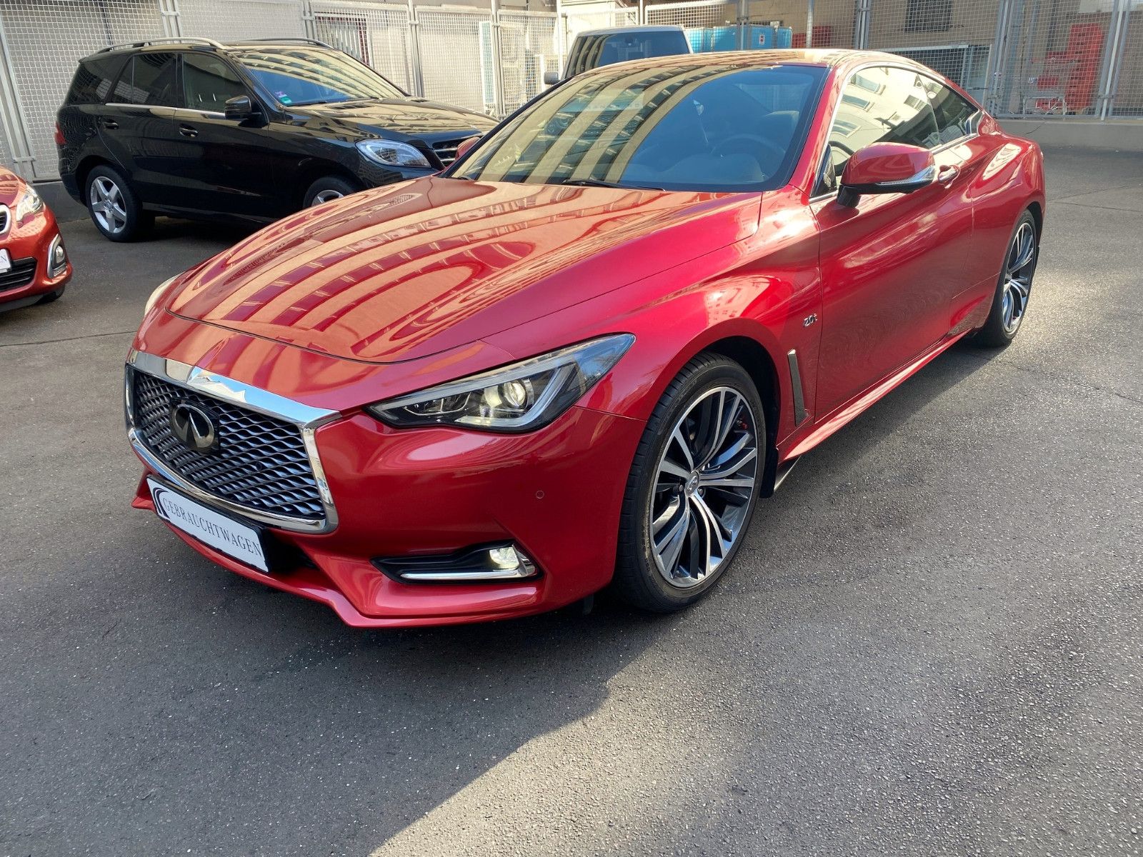 INFINITI Q60