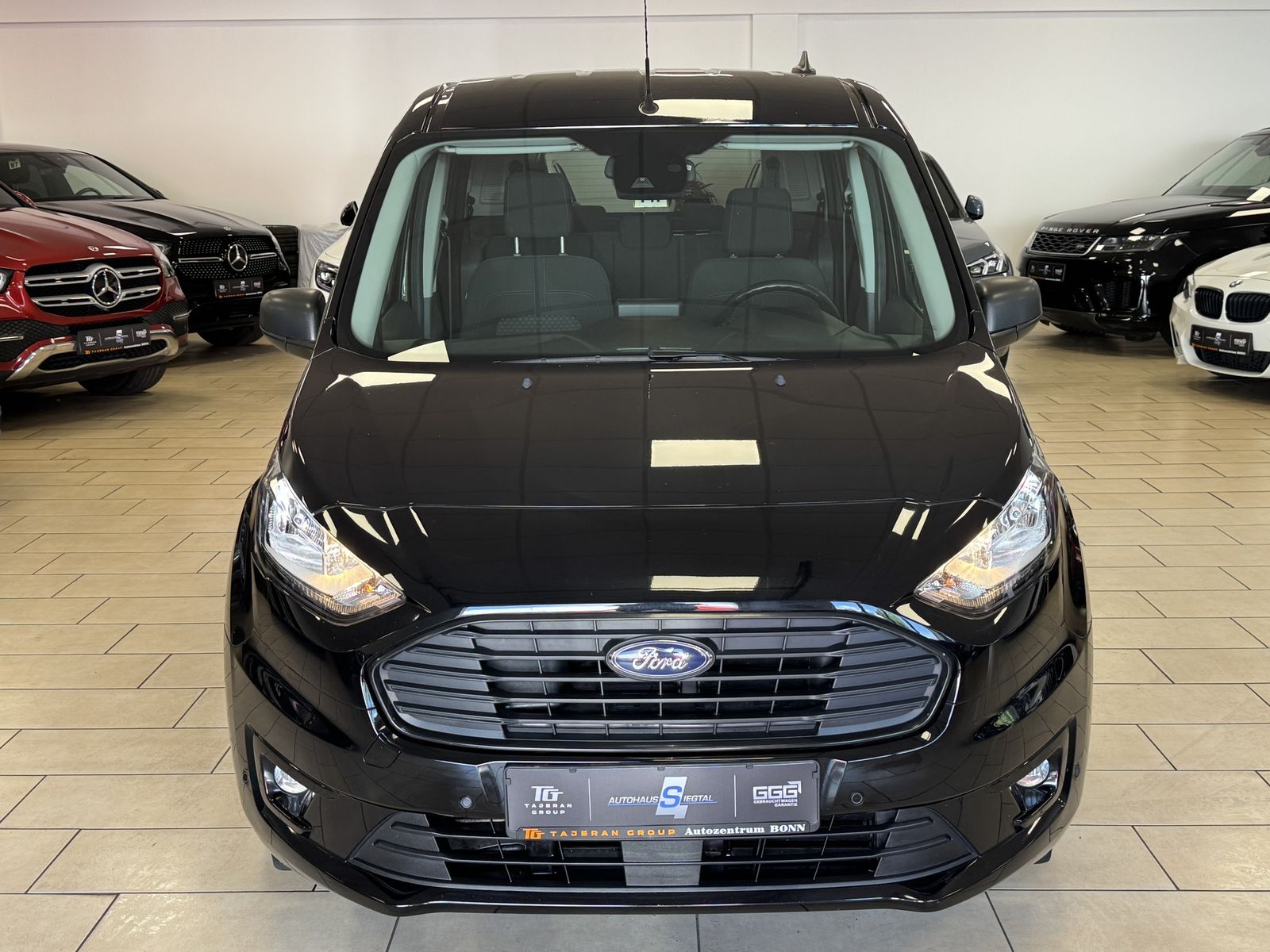 Ford Grand Tourneo Connect*Navi*R-Cam*CarPlay*7Sitzer imagem 2