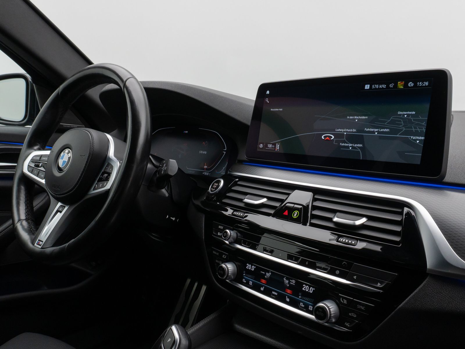 Fahrzeugabbildung BMW 530d  xD M Sport Kamera Laser HUD DAB H/K 20Zoll