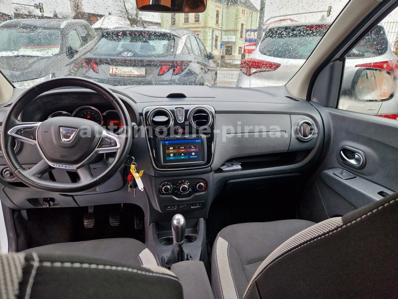 Lodgy Stepway 1.6 SCe 7-SITZE, 1.HD+NAVI/SHZ/PDC