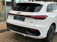 AUDI Q5 2.0 TDI quattro 150 kW/ 21"/ BUSINESS/ S LINE AUDI Q5 2.0 TDI quattro 150 kW/ 21"/ BUSINESS/ S LINE