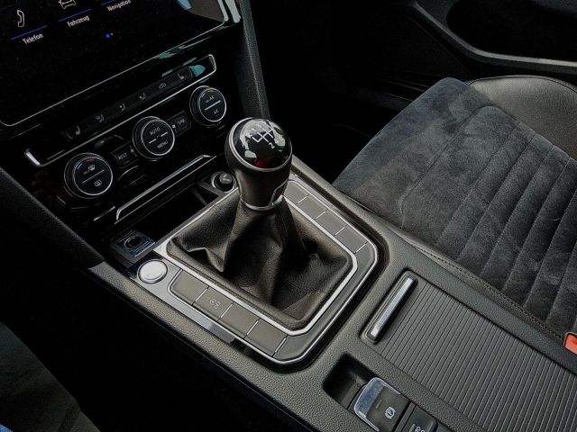 Passat Variant 2.0TDI Highline Navi AHK Climatr.