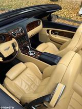 Bentley Continental GTC - - - Bentley Continental mit Benzin-Antrieb: Cabrio